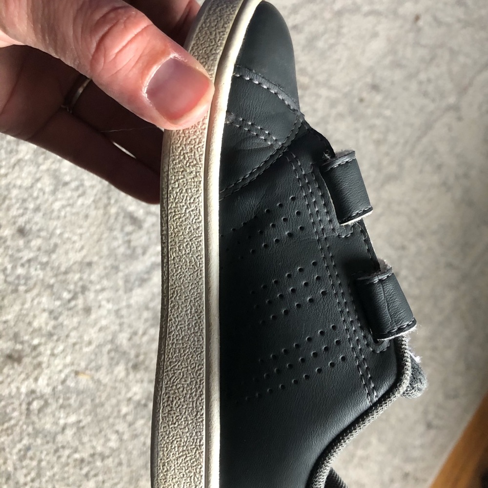 Boys adidas sneakers. Toddler size 9. Dark grey. - Picture 5 of 10